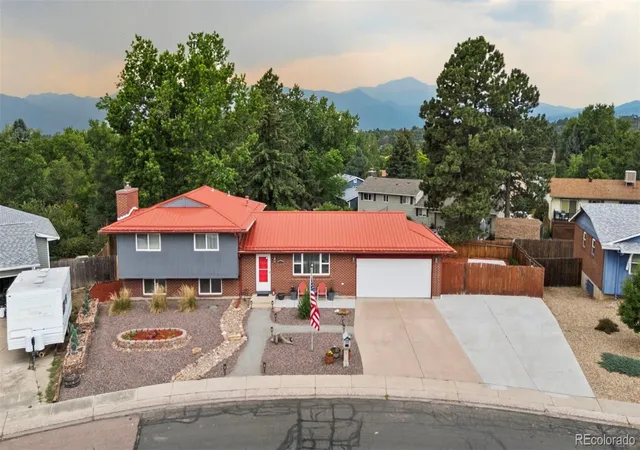 2nd image of 2110 Greenwich Cir, Colorado Springs, CO 80909 | MLS# 5746429