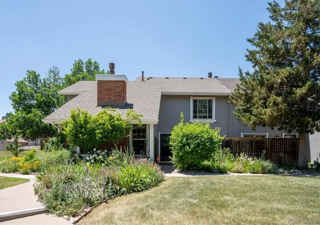 Homes for sale in Littleton, CO | 2682 E Easter Ave, Littleton, CO 80122 | MLS# 3734721