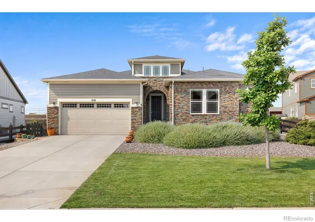 Homes for sale in Lafayette, CO | 859 Stagecoach Dr, Lafayette, CO 80026 | MLS# IR1063705