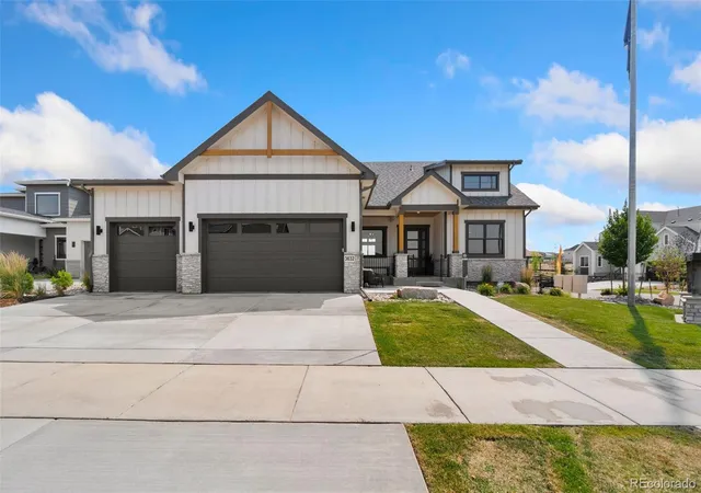 Photo 2 of Single family home for sale at 3632 N Buchanan Ct, Aurora, CO 80019 | MLS# 8904068 | Listing updated on 2026-09-04