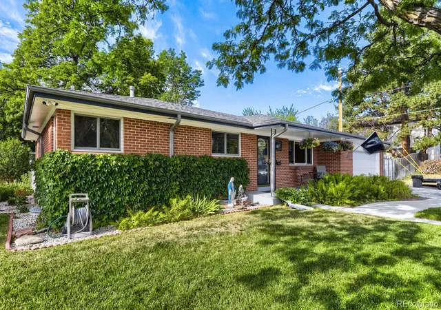 Photo 1 of Single family home for sale at 12142 W 60th Place, Arvada, CO 80004 | MLS# 4775353 | Listing updated on 2026-08-20