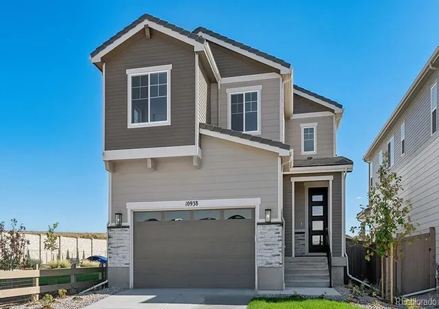 Single family home for sale at 10938 Greenhorn Loop, Englewood, CO 80112 | MLS# 7492324