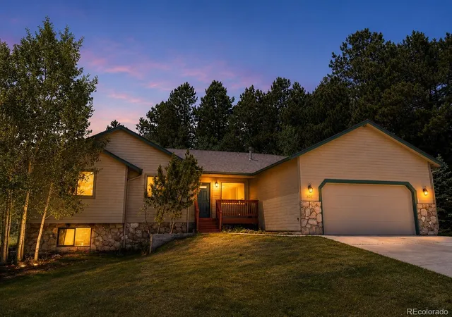 1st image of 821 Red Eagle Ct, Woodland Park, CO 80863 | MLS# 2512521