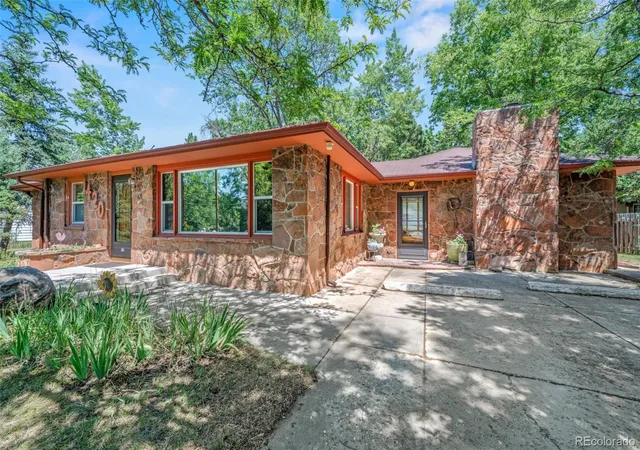 1st image of 1420 Cherryvale Rd, Boulder, CO 80303 | MLS# 9553886