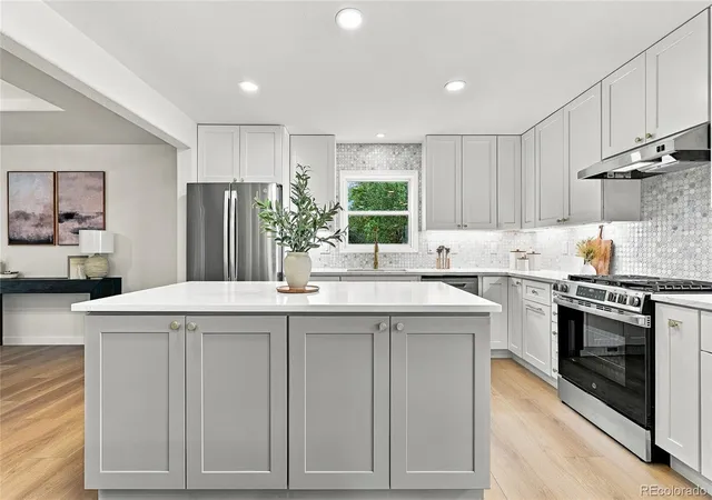 Photo 4 of Single family home for sale at 9010 W 11th Avenue, Lakewood, CO 80215 | MLS# 2782934 | Listing updated on 2026-10-30