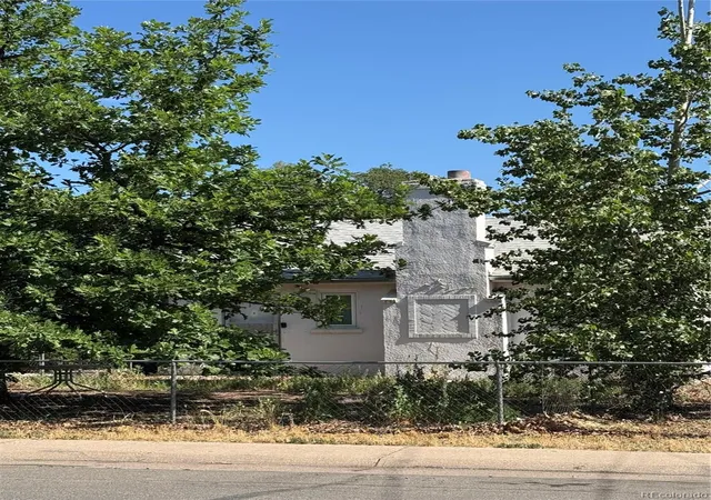 Photo 3 of Single family home for sale at 4921 W Tennessee Ave, Denver, CO 80219 | MLS# 2039348 | Listing updated on 2026-07-14