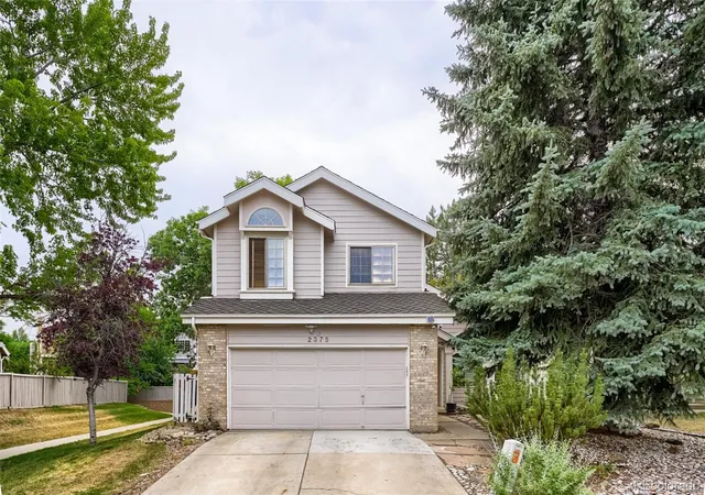 Photo 1 of Single family home for sale at 2375 S Harlan St, Lakewood, CO 80227 | MLS# 4869340 | Listing updated on 2026-07-10