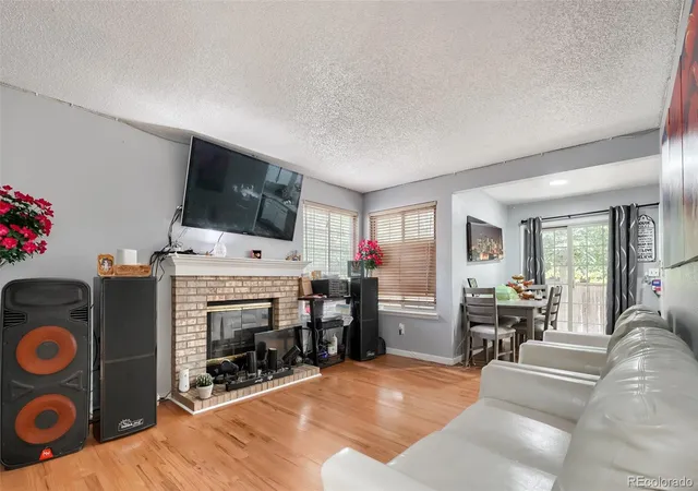 Photo 4 of Single family home for sale at 2375 S Harlan St, Lakewood, CO 80227 | MLS# 4869340 | Listing updated on 2026-07-10