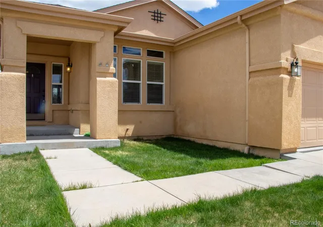 Photo 2 of Single family home for sale at 16217 Windsor Crk Dr, Monument, CO 80132 | MLS# 9499936 | Listing updated on 2026-08-16