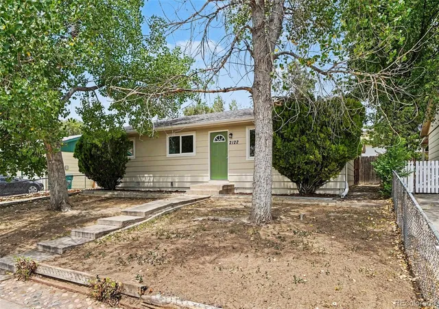 Homes for sale in Colorado Springs, CO | 2122 Doniphan Dr, Colorado Springs, CO 80910 | MLS# 1621200