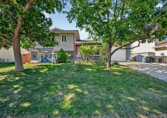 Photo 1 of Single family home for sale at 11892 W Dumbarton Dr, Morrison, CO 80465 | MLS# 9269408 | Listing updated on 2026-08-12