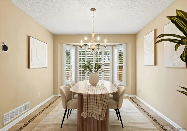 4th image of 9595 Cherryvale Dr, Littleton, CO 80126 | MLS# 2133384