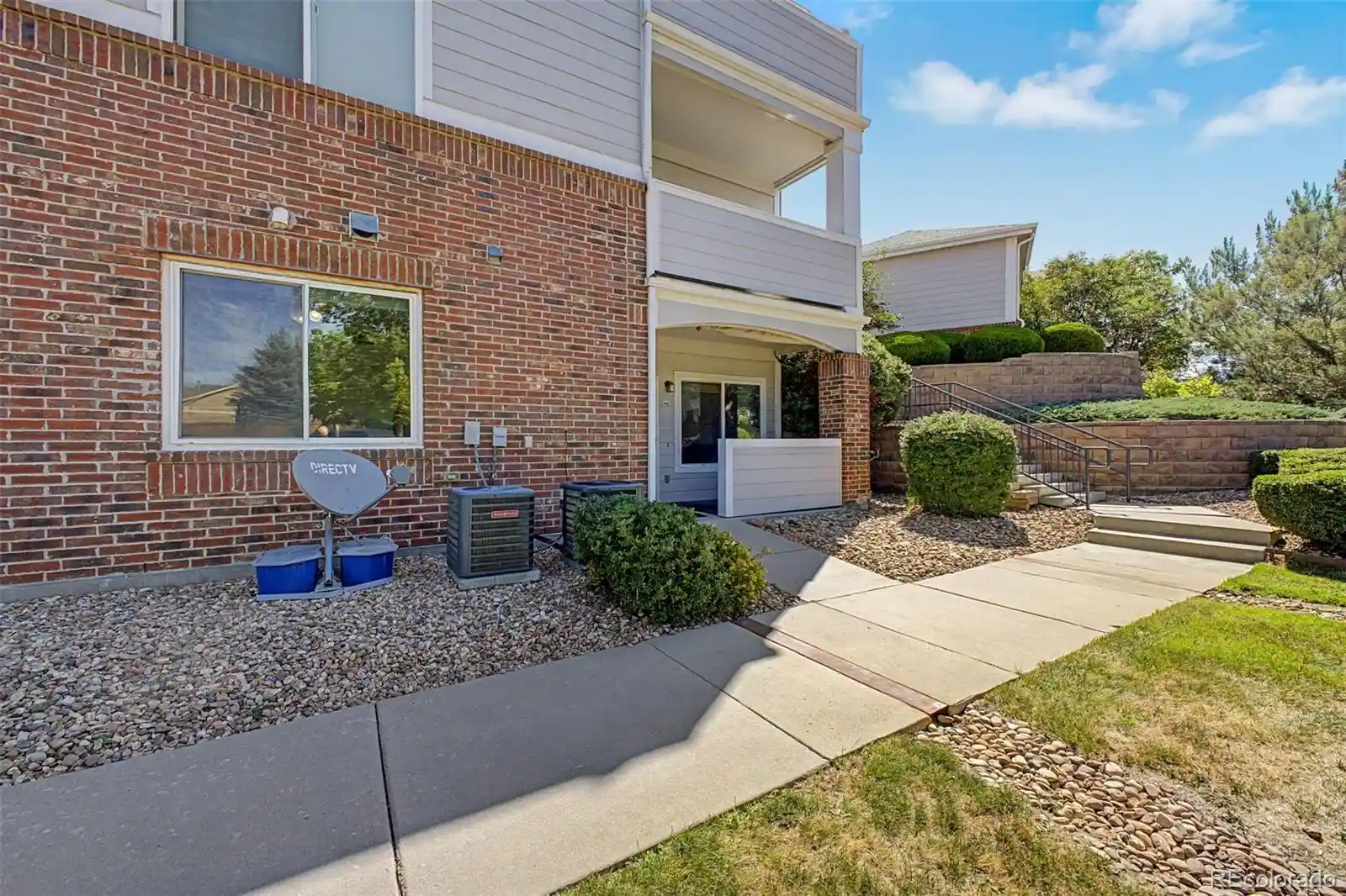 Listing Photo 2 - Condo for sale in 10350 W 55th Ln located at 10350 W 55th Ln, Arvada, CO 80002 - Unit 10350 W 55th Lane