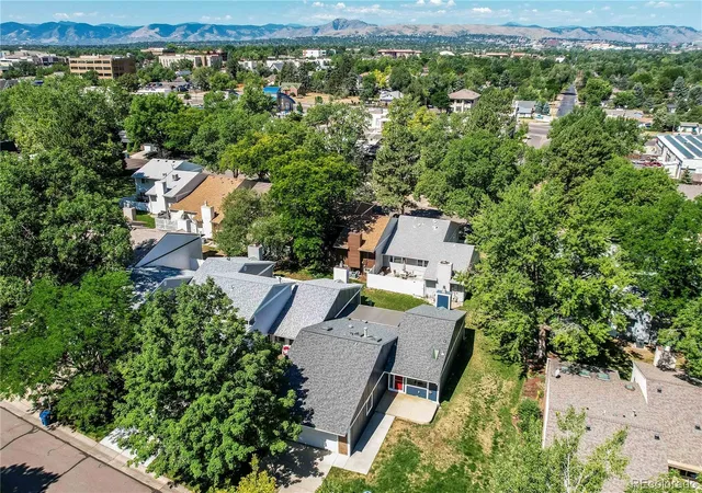Photo 3 of Single family home for sale at 103 S Vance Ct, Lakewood, CO 80226 | MLS# 6320480 | Listing updated on 2026-08-28