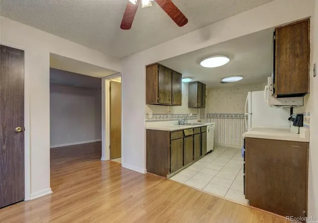 Photo 2 of Townhouse for sale at 1284 Sable Blvd, Aurora, CO 80011 | MLS# 4013757 | Listing updated on 2026-07-29