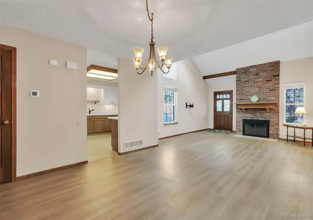 Photo 4 of Townhouse for sale at 3031 W Long Ct #B, Littleton, CO 80120 | MLS# 7873126 | Listing updated on 2026-09-19