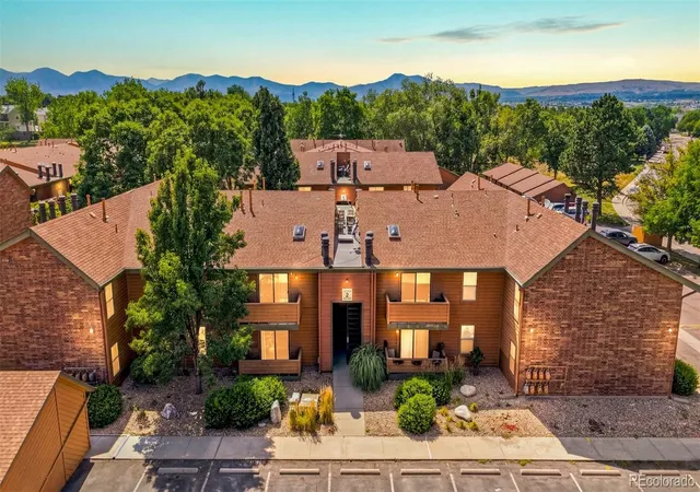39th image of 3295 S Ammons St #108, Lakewood, CO 80227 | MLS# 3184722