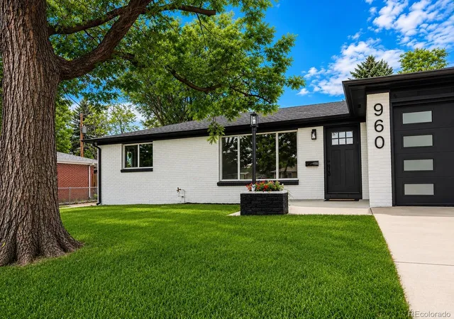 Photo 3 of Sale Pending at 960 E 9th Avenue, Broomfield, CO 80020 | MLS# 5152691 | Listing updated on 2026-08-24