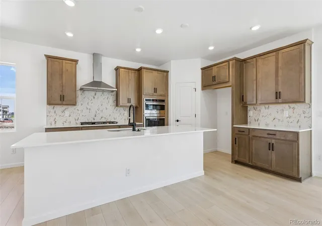 Photo 2 of Single family home for sale at 8732 Whiteclover St, Littleton, CO 80125 | MLS# 5829480 | Listing updated on 2026-09-13