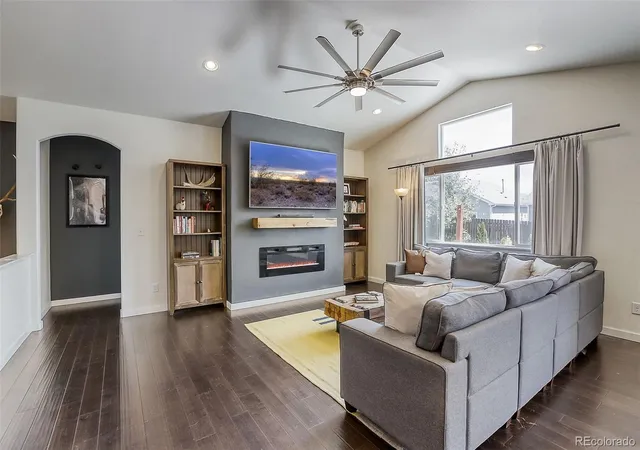 Homes for sale in Milliken, CO | 904 Pioneer Dr, Milliken, CO 80543 | MLS# 9739628