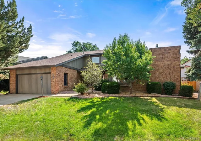 2nd image of 6154 S Macon Wy, Englewood, CO 80111 | MLS# 6957095