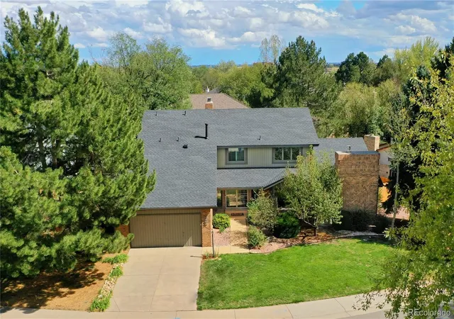 Photo 2 of Single family home for sale at 6154 S Macon Way, Englewood, CO 80111 | MLS# 6957095 | Listing updated on 2026-10-05