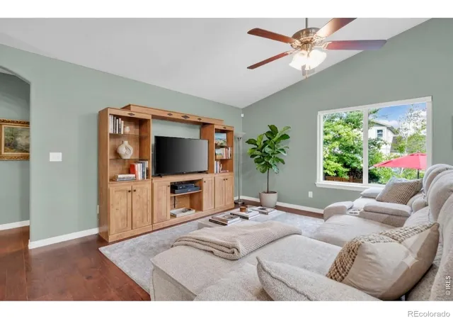 3rd image of 770 Grays Peak Ln, Berthoud, CO 80513 | MLS# IR1063883