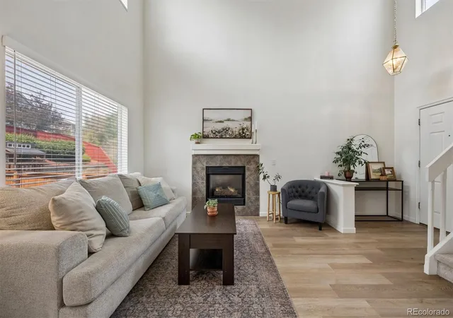 Photo 4 of Single family home for sale at 9659 Queenscliffe Dr, Highlands Ranch, CO 80130 | MLS# 6567121 | Listing updated on 2026-08-03