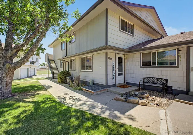 Photo 3 of Condo for sale at 1182 S Eagle Cir #B, Aurora, CO 80012 | MLS# 6272896 | Listing updated on 2026-09-01