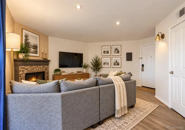 Photo 4 of Condo for sale at 6380 S Boston St #117, Greenwood Village, CO 80111 | MLS# 6860538 | Listing updated on 2026-10-16