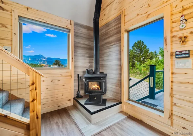 Photo 3 of Single family home for sale at 63 Rock Crk Way, Jefferson, CO 80456 | MLS# 3327644 | Listing updated on 2026-08-24