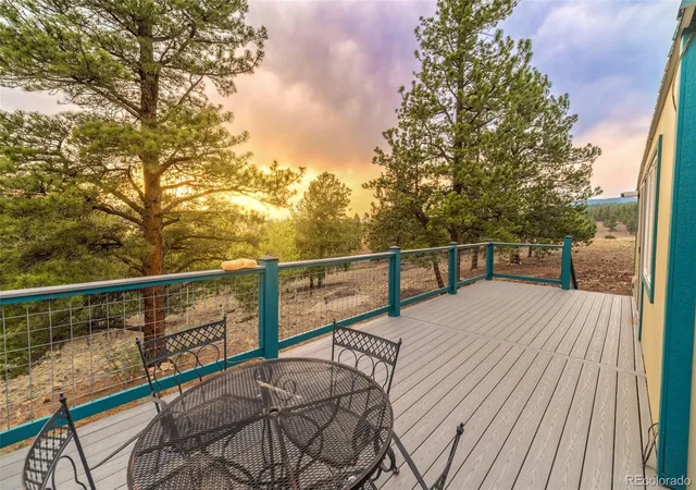 Photo 4 of Single family home for sale at 63 Rock Crk Way, Jefferson, CO 80456 | MLS# 3327644 | Listing updated on 2026-08-24