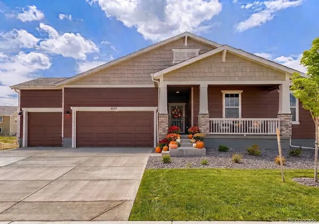 Photo 1 of Single family home for sale at 5552 Stone Harbor Dr, Elizabeth, CO 80107 | MLS# 4629681 | Listing updated on 2026-10-20