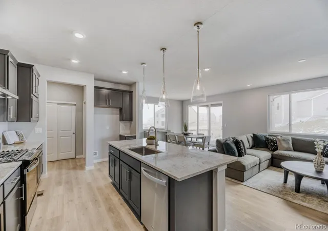 Photo 4 of Single family home for sale at 5552 Stone Harbor Dr, Elizabeth, CO 80107 | MLS# 4629681 | Listing updated on 2026-10-20