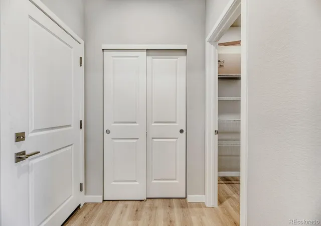 Photo 3 of Single family home for sale at 5552 Stone Harbor Dr, Elizabeth, CO 80107 | MLS# 4629681 | Listing updated on 2026-09-27