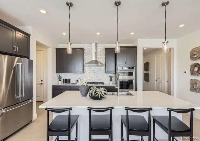 Photo 5 of Single family home for sale at 5552 Stone Harbor Dr, Elizabeth, CO 80107 | MLS# 4629681 | Listing updated on 2026-09-05