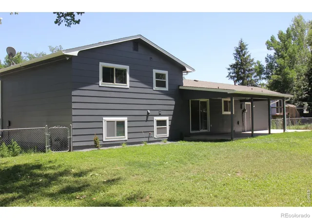 4th image of 1209 Village Ln, Fort Collins, CO 80521 | MLS# IR1063986