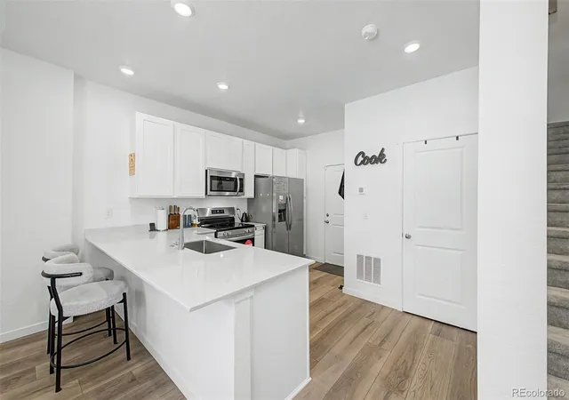 Photo 4 of Townhouse for sale at 14586 W 91st Avenue #E, Arvada, CO 80005 | MLS# 6616457 | Listing updated on 2026-07-25