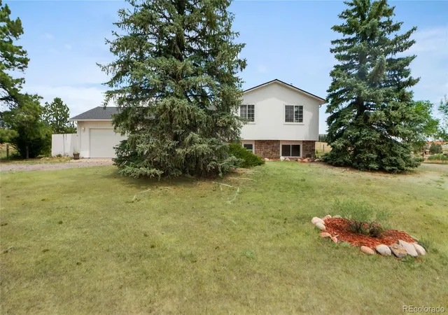 1st image of 1825 Arabian Trl, Elizabeth, CO 80107 | MLS# 2103688