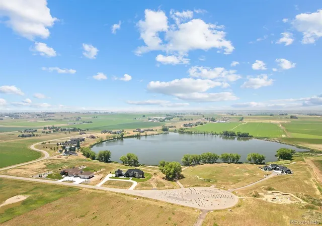4th image of 15,16,17 Fox Crossing, Loveland, CO 80537 | MLS# 3125270