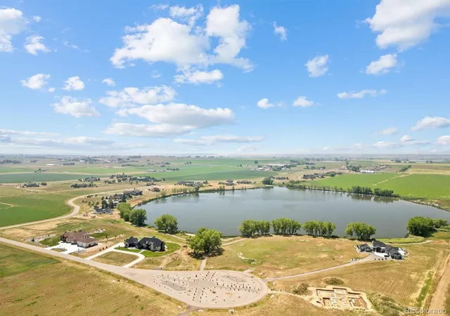 5th image of 15,16,17 Fox Crossing, Loveland, CO 80537 | MLS# 3125270