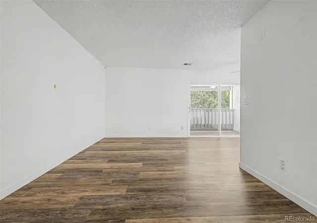 2nd image of 10712 E Exposition Ave #308, Aurora, CO 80012 | MLS# 7285725