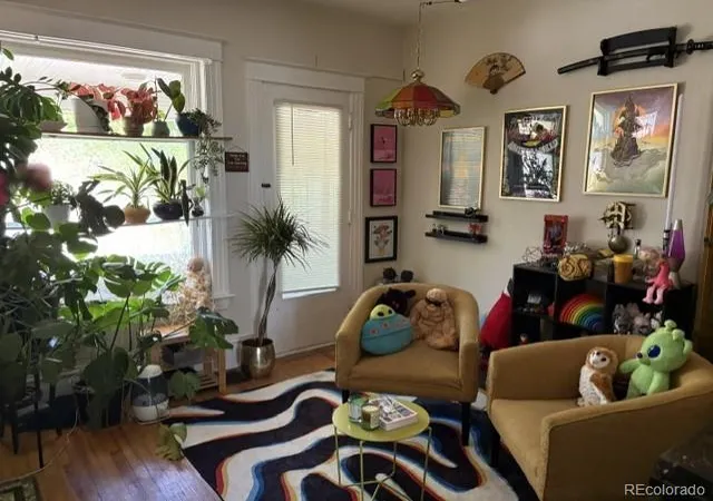 Photo 4 of Townhouse for sale at 1526 Saint Paul St, Denver, CO 80206 | MLS# 2969251 | Listing updated on 2026-10-21