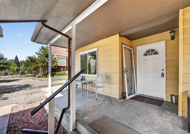 4th image of 9645 Morrison Rd, Lakewood, CO 80227 | MLS# 2604322