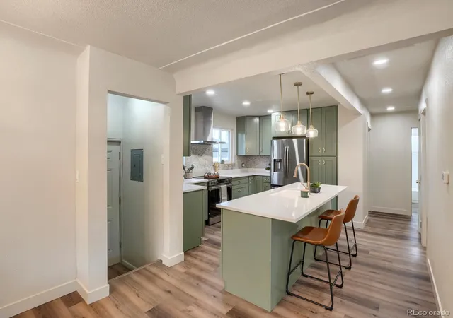 Photo 4 of Single family home for sale at 3699 Grape St, Denver, CO 80207 | MLS# 5791018 | Listing updated on 2026-08-18