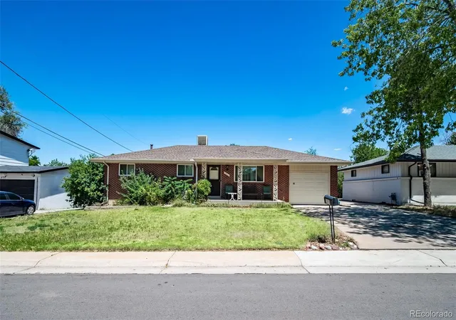 Photo 2 of Single family home for sale at 380 S Uvalda St, Aurora, CO 80012 | MLS# 6311628 | Listing updated on 2026-08-22