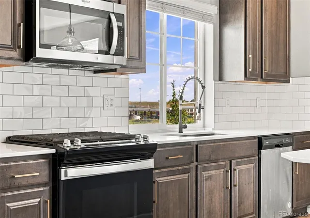 Photo 4 of Single family home for sale at 1222 Highlands Dr, Erie, CO 80516 | MLS# 4915005 | Listing updated on 2026-10-08