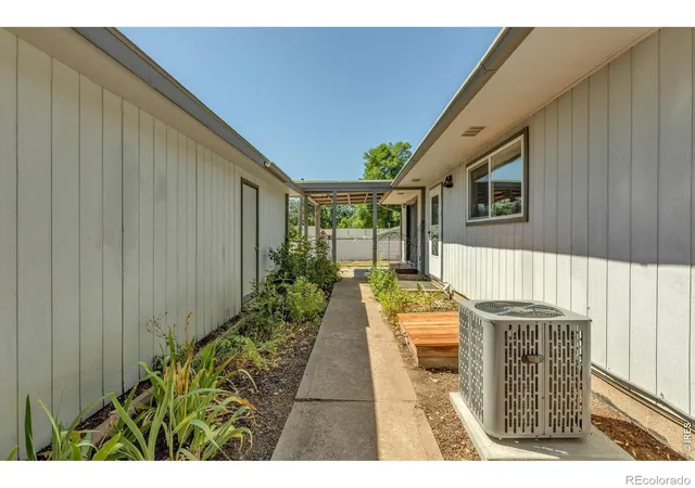 Photo 3 of Single family home for sale at 2413 W Elizabeth St, Fort Collins, CO 80521 | MLS# IR1064041 | Listing updated on 2026-07-14
