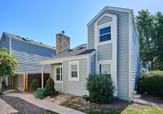 Photo 2 of Single family home for sale at 11601 E Cornell Cir, Aurora, CO 80014 | MLS# 7752605 | Listing updated on 2026-07-21