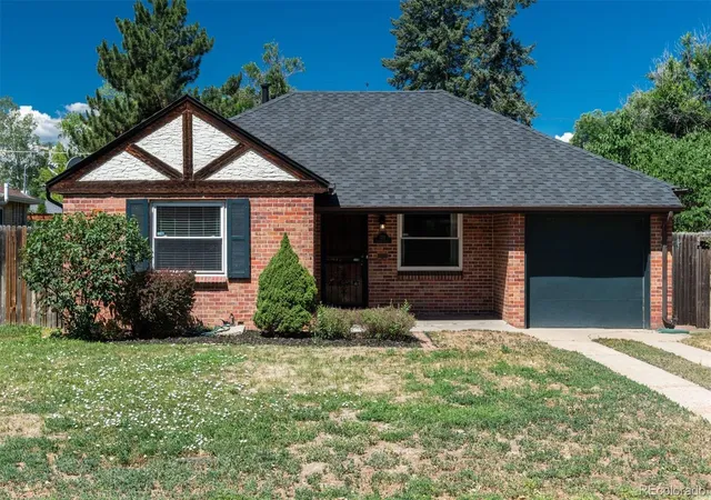 Photo 2 of Single family home for sale at 1211 Jasmine St, Denver, CO 80220 | MLS# 7811565 | Listing updated on 2026-08-08